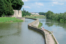 Canal latéral à la Loire à Orléans