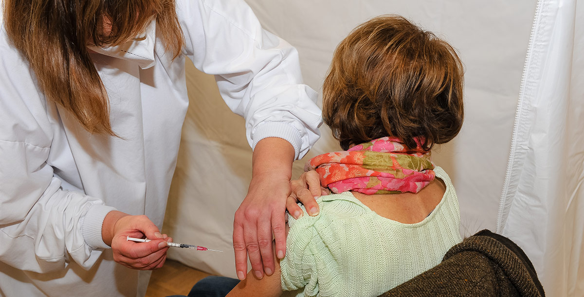 Centre Vaccination Auchan Saint Jean De La Ruelle